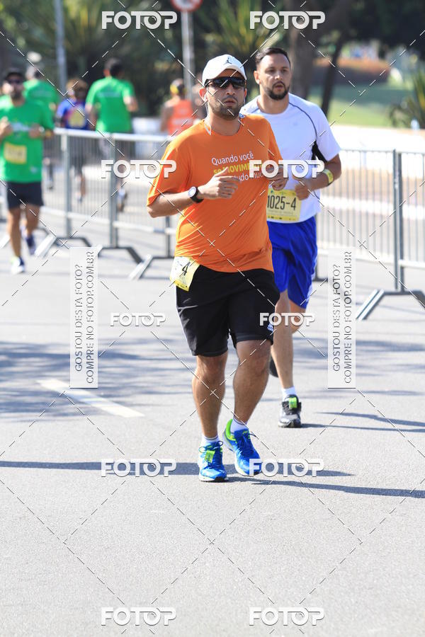 Buy your photos of the event26� Maratona P�o de A��car de Revezamento S�o Paulo on Fotop