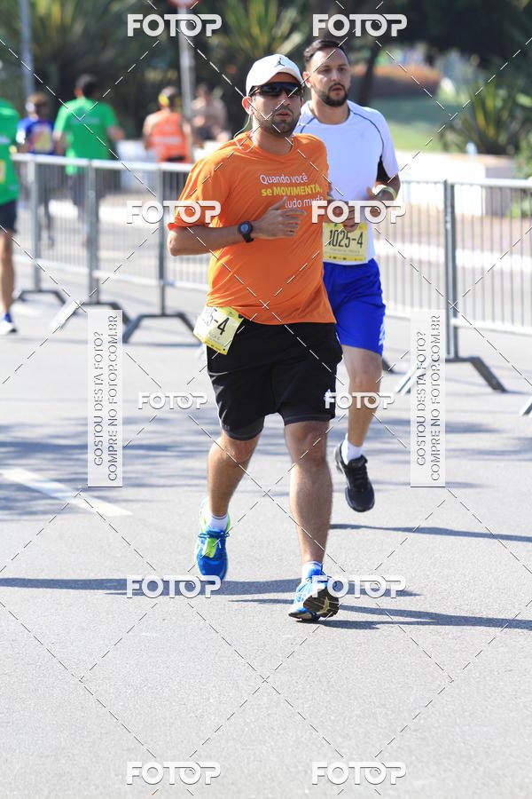 Buy your photos of the event26� Maratona P�o de A��car de Revezamento S�o Paulo on Fotop