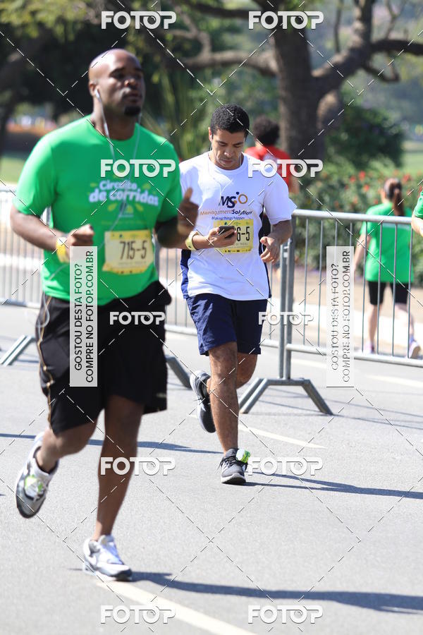 Buy your photos of the event26� Maratona P�o de A��car de Revezamento S�o Paulo on Fotop