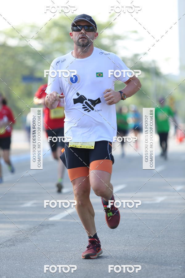 Buy your photos of the event26� Maratona P�o de A��car de Revezamento S�o Paulo on Fotop