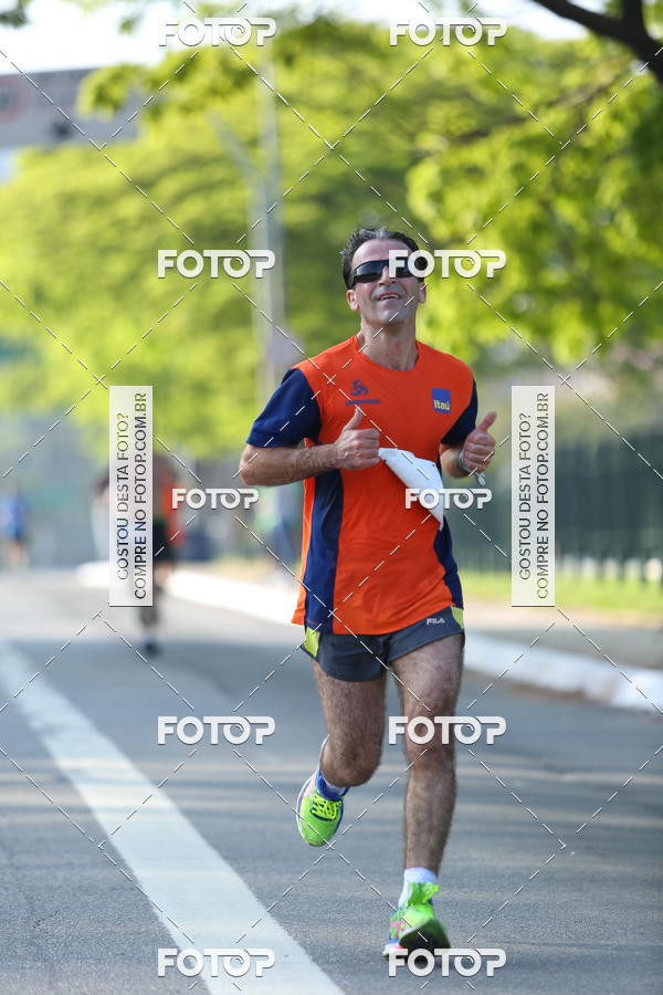 Buy your photos of the event26� Maratona P�o de A��car de Revezamento S�o Paulo on Fotop
