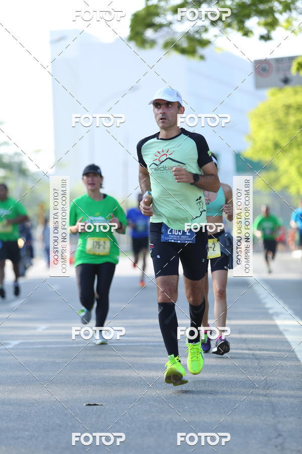 Buy your photos of the event26� Maratona P�o de A��car de Revezamento S�o Paulo on Fotop