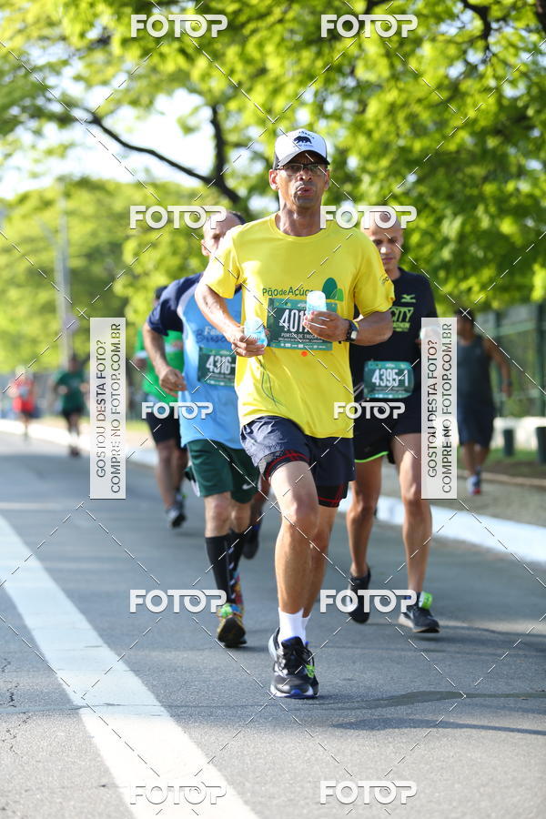 Buy your photos of the event26� Maratona P�o de A��car de Revezamento S�o Paulo on Fotop
