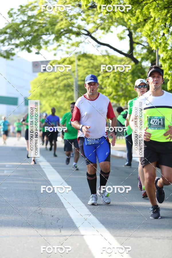 Buy your photos of the event26� Maratona P�o de A��car de Revezamento S�o Paulo on Fotop