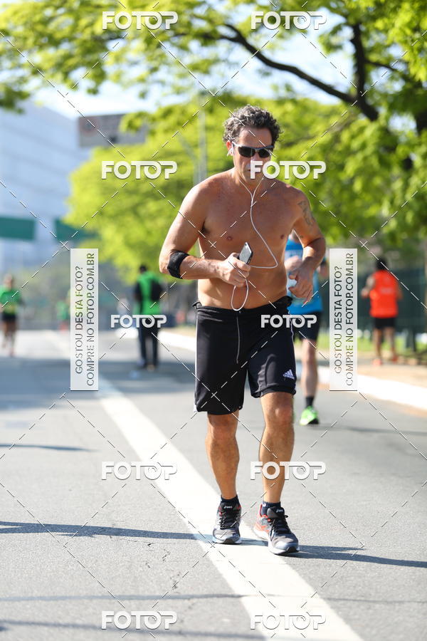 Buy your photos of the event26� Maratona P�o de A��car de Revezamento S�o Paulo on Fotop