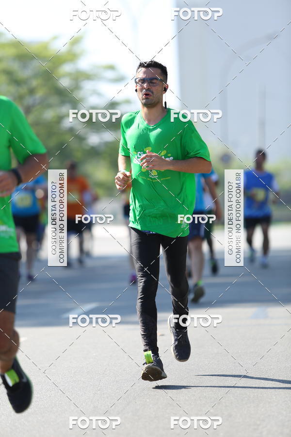 Buy your photos of the event26� Maratona P�o de A��car de Revezamento S�o Paulo on Fotop