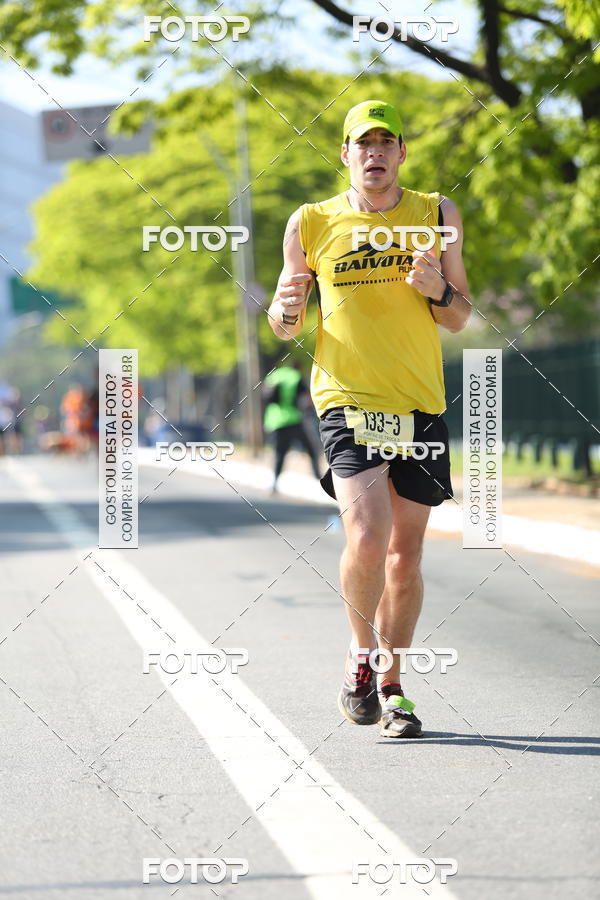 Buy your photos of the event26� Maratona P�o de A��car de Revezamento S�o Paulo on Fotop