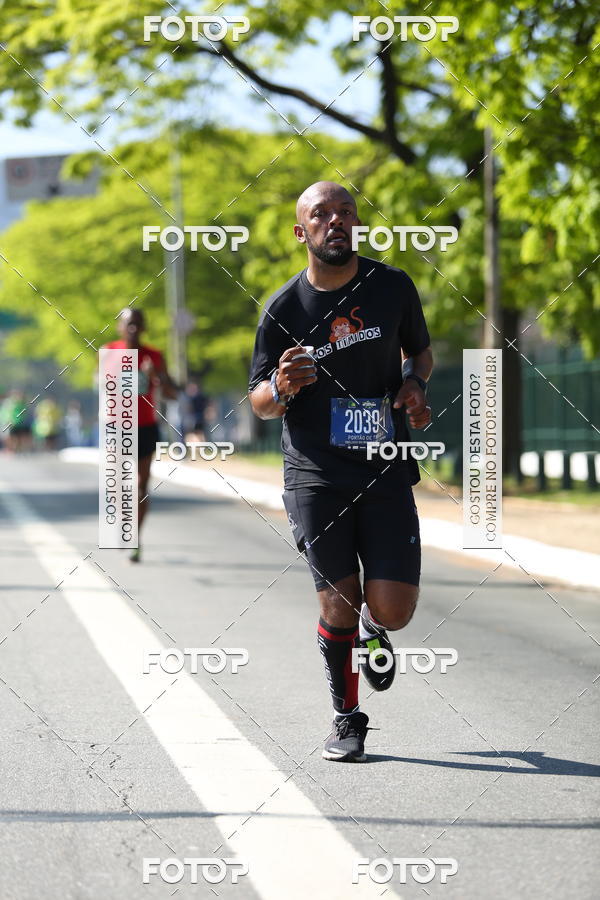 Buy your photos of the event26� Maratona P�o de A��car de Revezamento S�o Paulo on Fotop