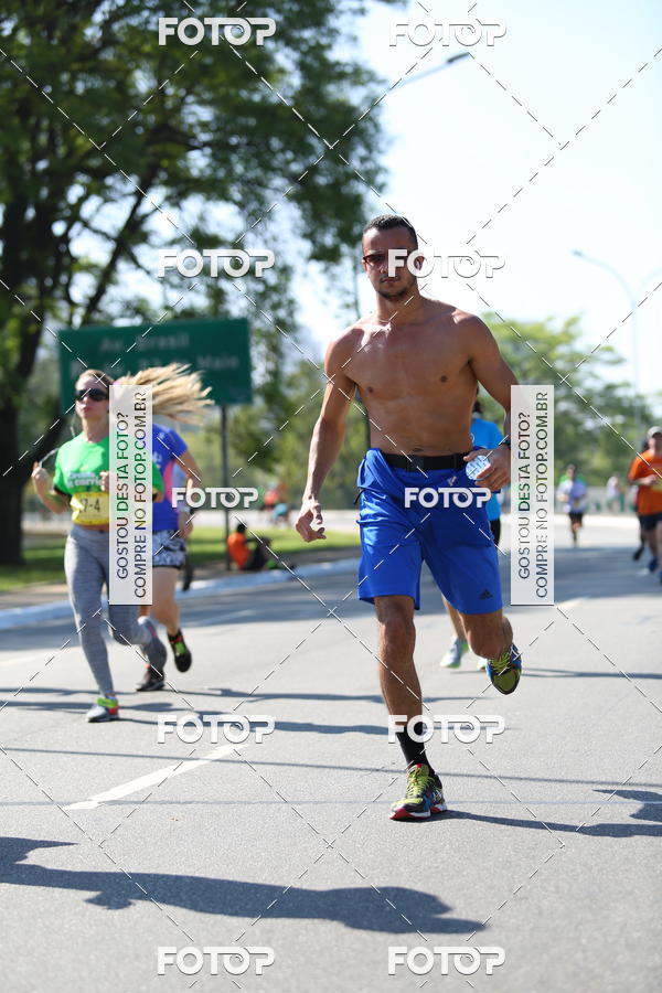 Buy your photos of the event26� Maratona P�o de A��car de Revezamento S�o Paulo on Fotop