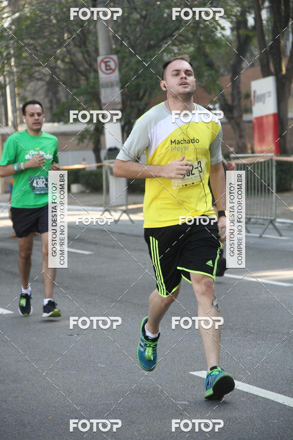 Buy your photos of the event26� Maratona P�o de A��car de Revezamento S�o Paulo on Fotop