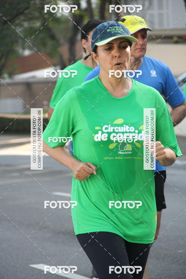 Buy your photos of the event26� Maratona P�o de A��car de Revezamento S�o Paulo on Fotop