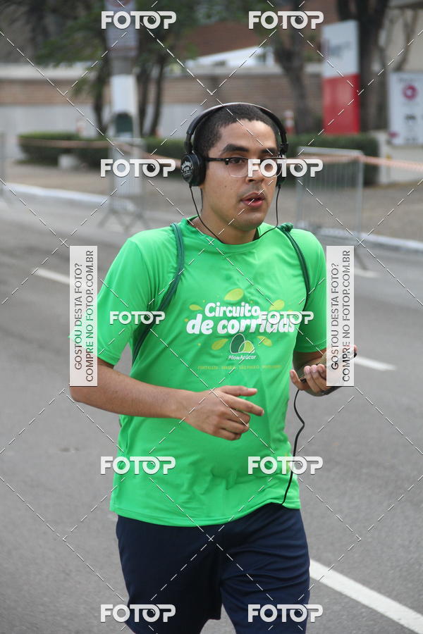 Buy your photos of the event26� Maratona P�o de A��car de Revezamento S�o Paulo on Fotop