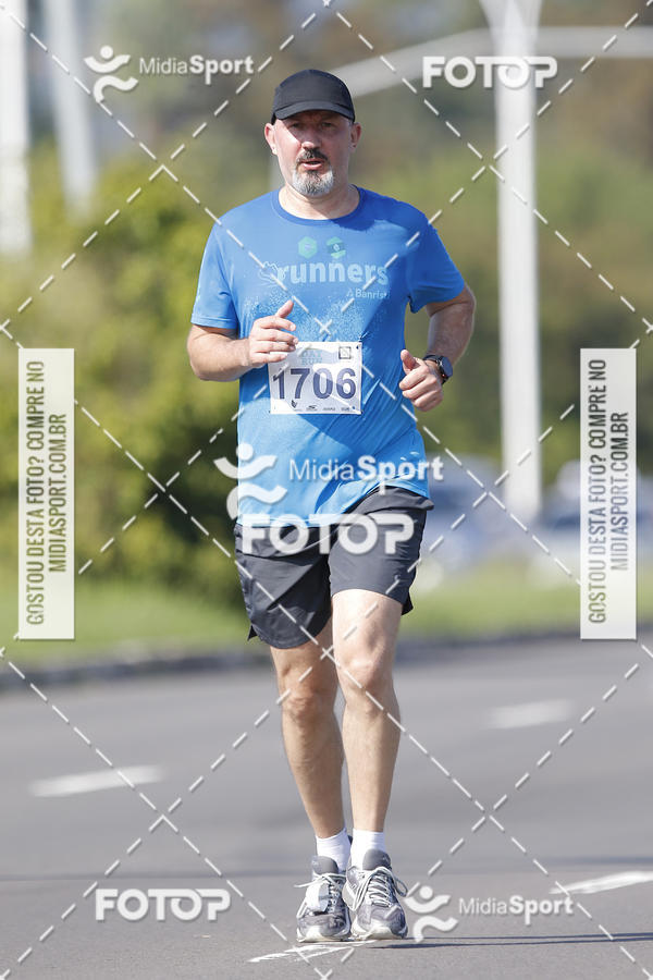 Buy your photos of the eventPoa Day Run / Poa 21k on Fotop