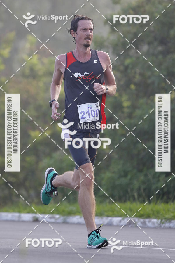 Buy your photos of the eventPoa Day Run / Poa 21k on Fotop