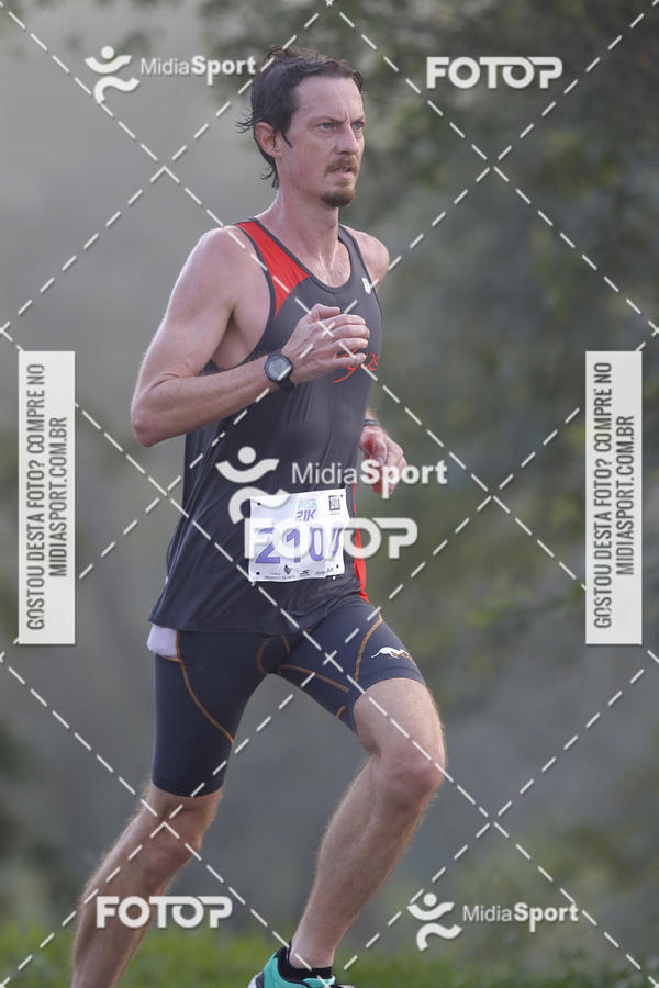 Buy your photos of the eventPoa Day Run / Poa 21k on Fotop