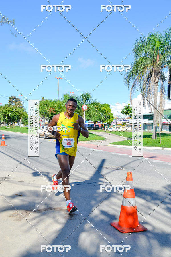Buy your photos of the eventCorrida e caminhada UFF on Fotop