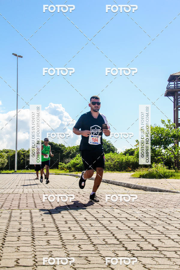 Buy your photos of the eventCorrida e caminhada UFF on Fotop
