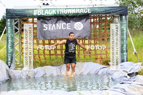 Buy your photos of the eventBLACK TRUNK RACE on Fotop