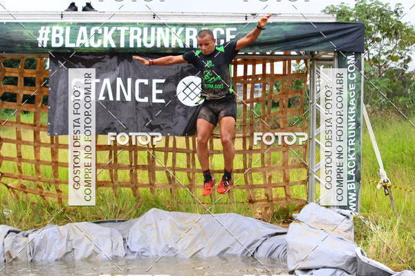 Buy your photos of the eventBLACK TRUNK RACE on Fotop