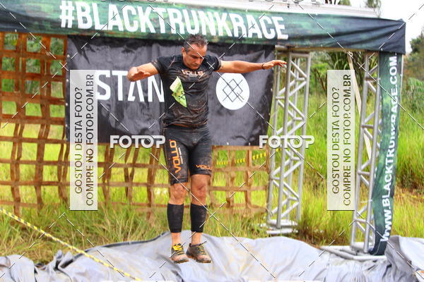 Buy your photos of the eventBLACK TRUNK RACE on Fotop