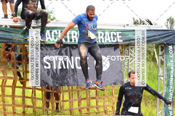 Buy your photos of the eventBLACK TRUNK RACE on Fotop