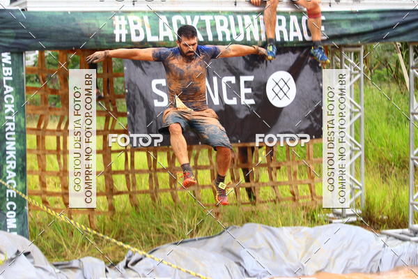 Buy your photos of the eventBLACK TRUNK RACE on Fotop