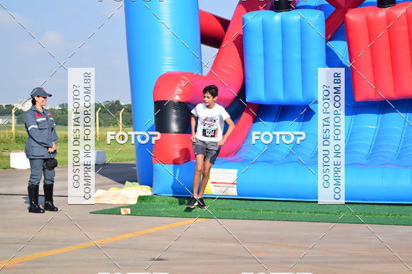 Buy your photos of the eventCrazy Race  on Fotop