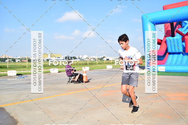 Buy your photos of the eventCrazy Race  on Fotop