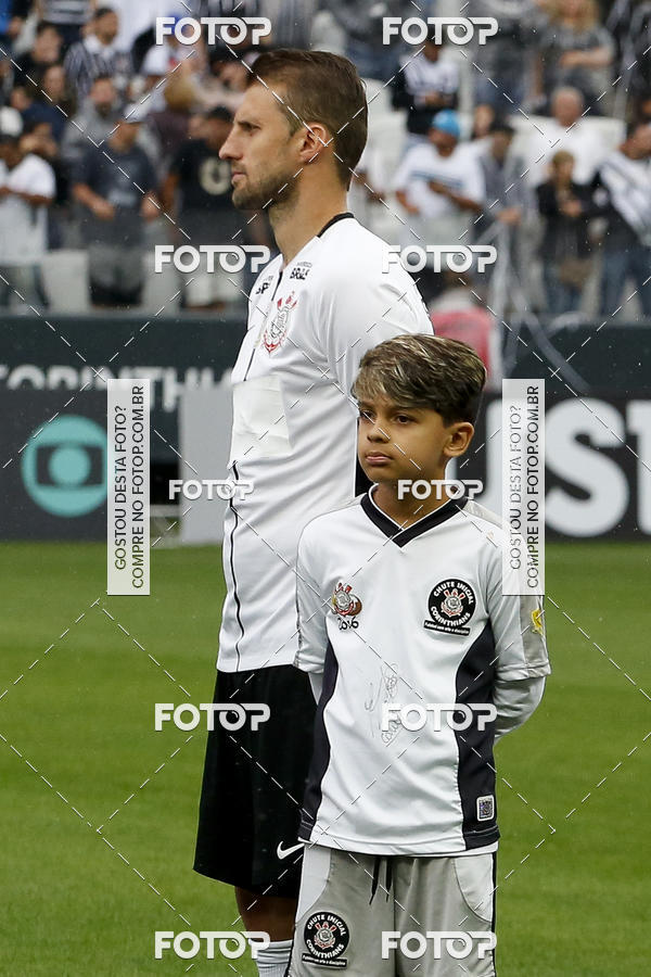 Buy your photos of the eventCorinthians X Fluminense - Brasileiro on Fotop