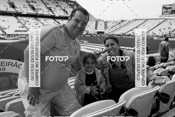 Buy your photos of the eventCorinthians X Fluminense - Brasileir�o on Fotop