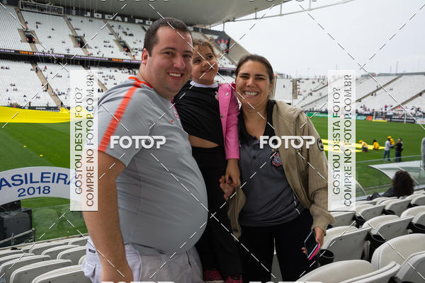 Buy your photos of the eventCorinthians X Fluminense - Brasileir�o on Fotop