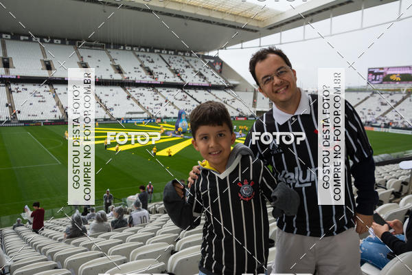 Buy your photos of the eventCorinthians X Fluminense - Brasileir�o on Fotop