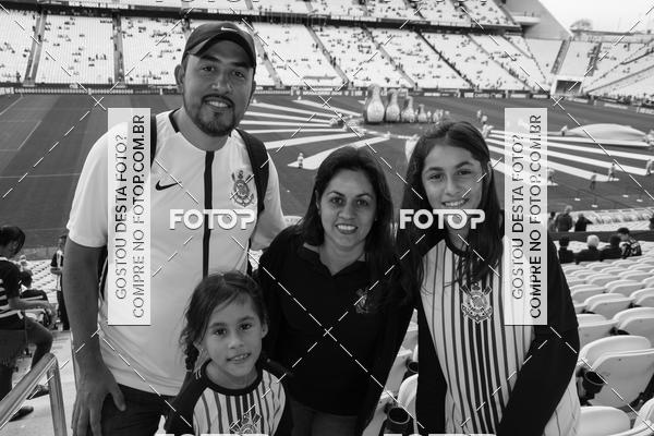Buy your photos of the eventCorinthians X Fluminense - Brasileir�o on Fotop