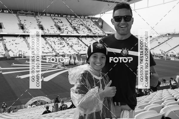 Buy your photos of the eventCorinthians X Fluminense - Brasileir�o on Fotop