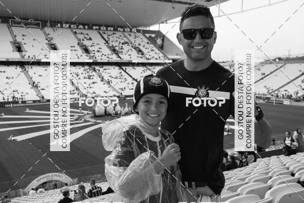 Buy your photos of the eventCorinthians X Fluminense - Brasileir�o on Fotop