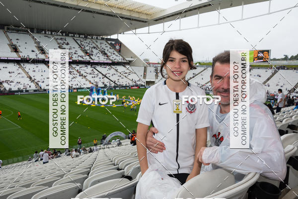 Buy your photos of the eventCorinthians X Fluminense - Brasileir�o on Fotop