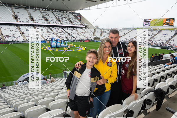 Buy your photos of the eventCorinthians X Fluminense - Brasileir�o on Fotop