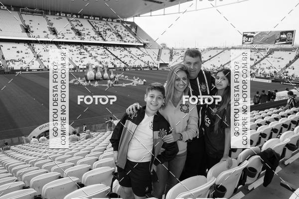 Buy your photos of the eventCorinthians X Fluminense - Brasileir�o on Fotop