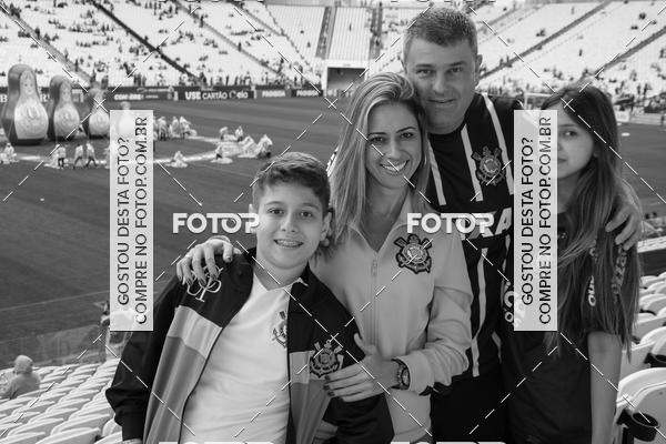 Buy your photos of the eventCorinthians X Fluminense - Brasileir�o on Fotop