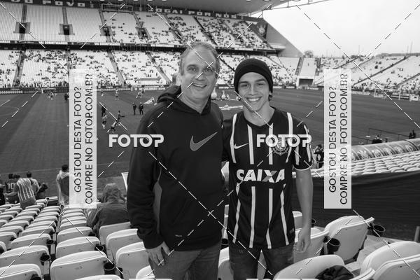 Buy your photos of the eventCorinthians X Fluminense - Brasileir�o on Fotop