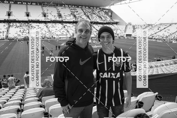 Buy your photos of the eventCorinthians X Fluminense - Brasileir�o on Fotop