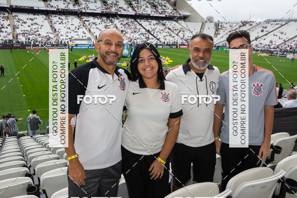 Buy your photos of the eventCorinthians X Fluminense - Brasileir�o on Fotop