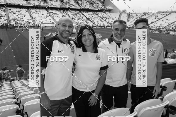 Buy your photos of the eventCorinthians X Fluminense - Brasileir�o on Fotop