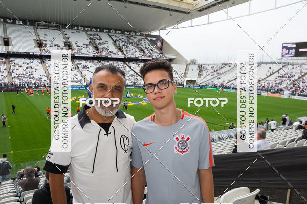 Buy your photos of the eventCorinthians X Fluminense - Brasileir�o on Fotop