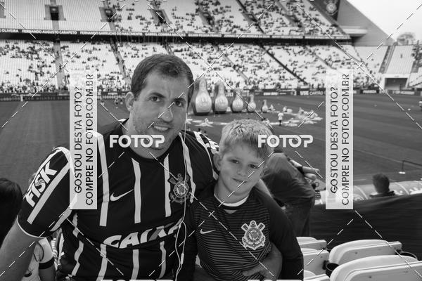 Buy your photos of the eventCorinthians X Fluminense - Brasileir�o on Fotop