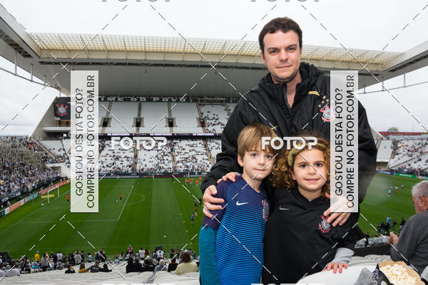 Buy your photos of the eventCorinthians X Fluminense - Brasileir�o on Fotop