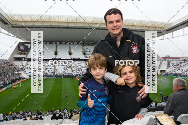 Buy your photos of the eventCorinthians X Fluminense - Brasileir�o on Fotop