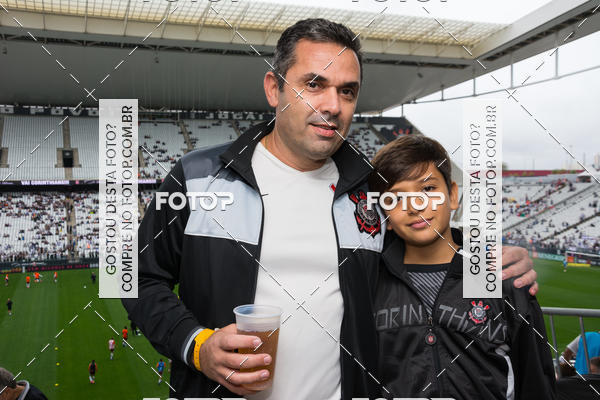 Buy your photos of the eventCorinthians X Fluminense - Brasileir�o on Fotop