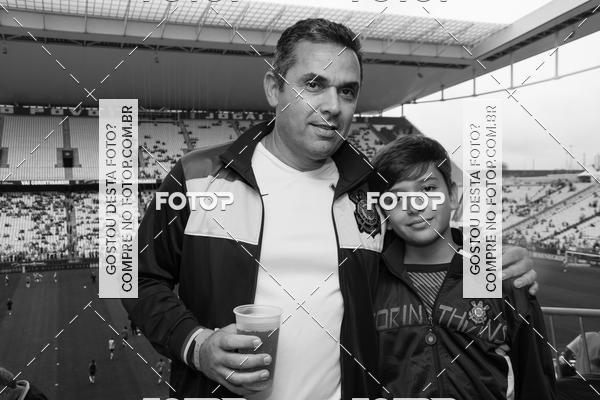 Buy your photos of the eventCorinthians X Fluminense - Brasileir�o on Fotop