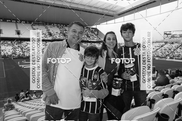 Buy your photos of the eventCorinthians X Fluminense - Brasileir�o on Fotop
